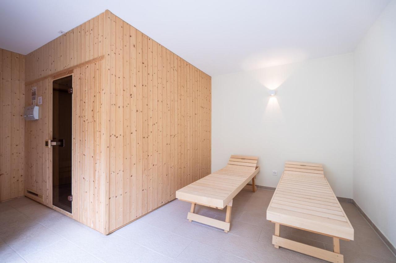 Laax Homes - Via Surpunt 20A - A1- Bruwer 弗利姆斯 外观 照片